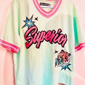 Men’s Superior Graphic T shirt Jersey- Mint Green & Pink with a tiger print SZ L